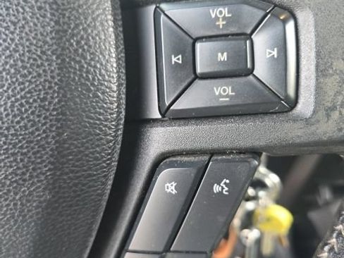 Used 2019 Ford F150 XLT w/ Equipment Group 302A Luxury AWD/4WD image 23