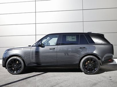 New 2025 Land Rover Range Rover Long Wheelbase SE