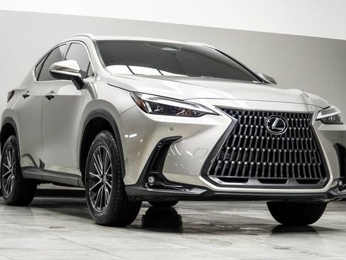 Used 2022 Lexus NX 350 AWD w/ Premium Package image 4