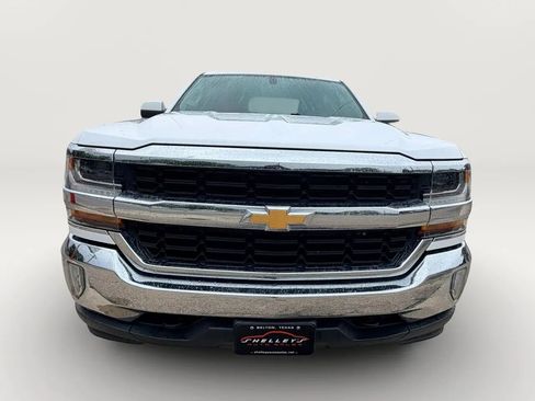 Used 2018 Chevrolet Silverado 1500 LT w/ Texas Edition AWD/4WD image 3