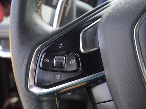 Used 2020 Chevrolet Corvette Stingray Preferred Cpe w/ 2LT Preferred Equipment Group RWD image 18