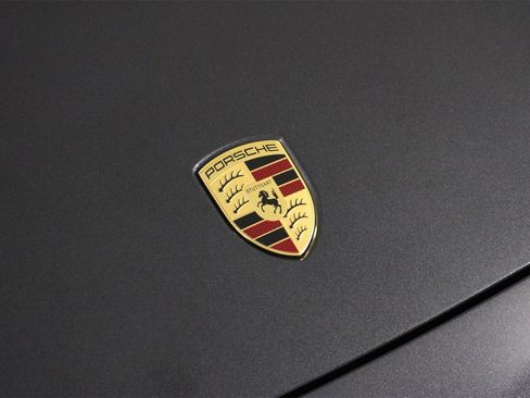 Used 2025 Porsche Macan 4 Electric image 27