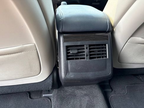 Used 2014 Toyota Avalon XLE Touring FWD image 18