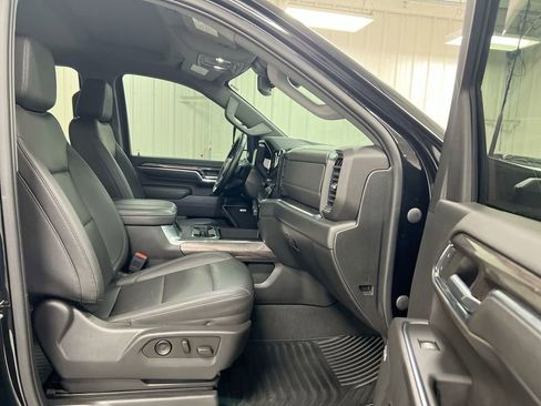 Used 2024 Chevrolet Silverado 2500 LTZ w/ LTZ Convenience Package image 22