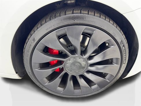 Used 2021 Tesla Model 3 Performance image 71