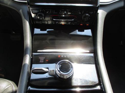 Used 2022 Jeep Grand Cherokee L Limited image 30