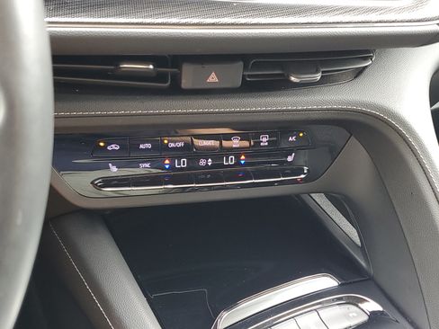 Used 2022 Buick Envision Preferred FWD image 29