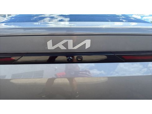 Used 2025 Kia K4 FWD image 24