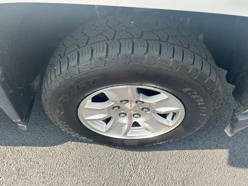 Used 2018 Chevrolet Silverado 1500 LT w/ All Star Edition image 29