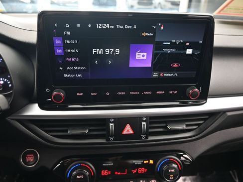 Used 2023 Kia Forte GT-Line image 24