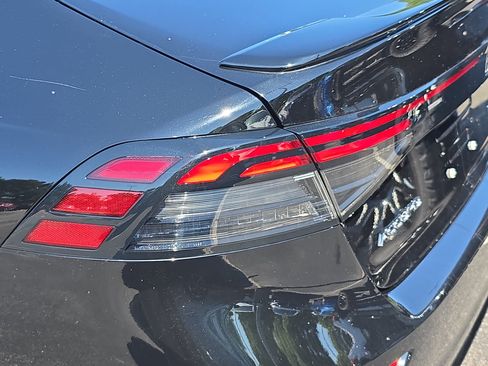 Used 2023 Honda Accord Sport image 34