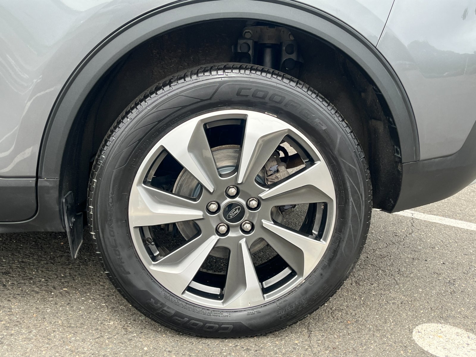 Used 2024 Ford Escape Platinum AWD/4WD image 27
