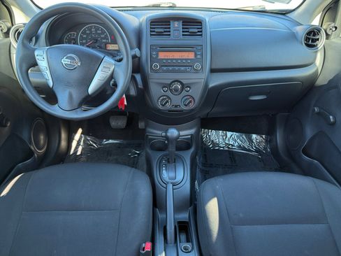 Used 2015 Nissan Versa S Plus image 10