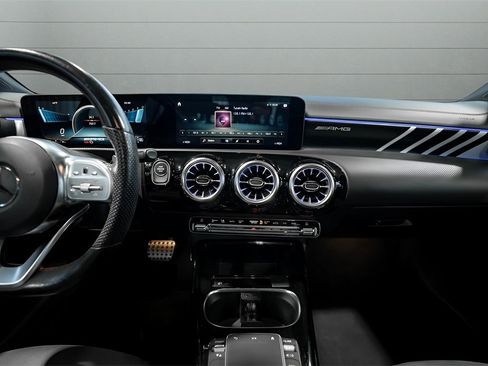 Used 2022 Mercedes-Benz CLA 35 AMG 4MATIC image 25