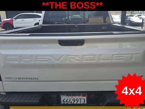 Used 2023 Chevrolet Silverado 1500 LT Trail Boss w/ LT Trail Boss Premium Package image 5