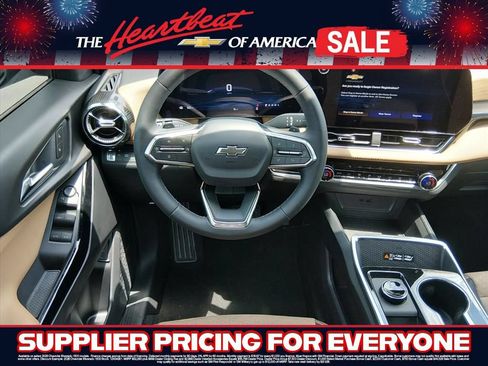 New 2026 Chevrolet Equinox ACTIV FWD image 10
