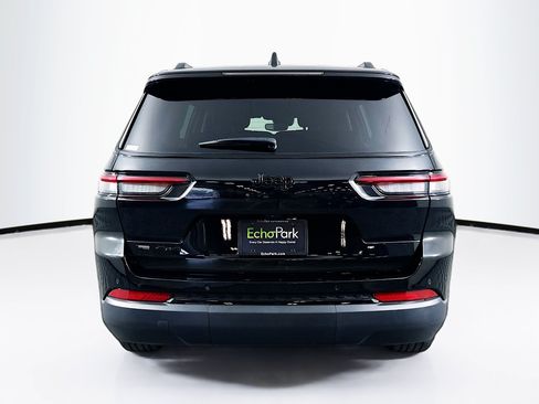 Used 2023 Jeep Grand Cherokee L Laredo AWD/4WD image 7