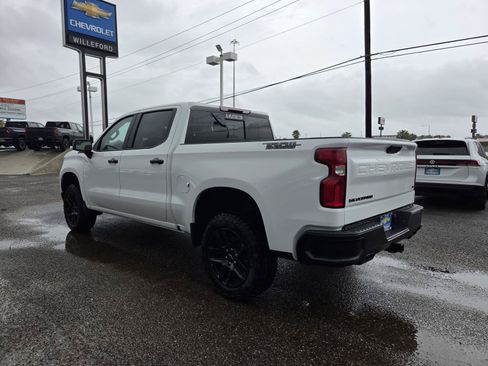 New 2026 Chevrolet Silverado 1500 LT Trail Boss w/ Dark Appearance Package AWD/4WD image 3