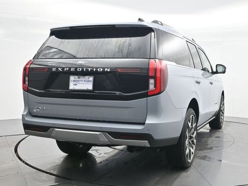 New 2026 Ford Expedition Platinum w/ Platinum Ultimate Package image 8