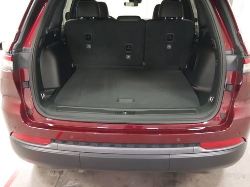 New 2026 Jeep Grand Cherokee Limited w/ Limited Altitude Package AWD/4WD image 27