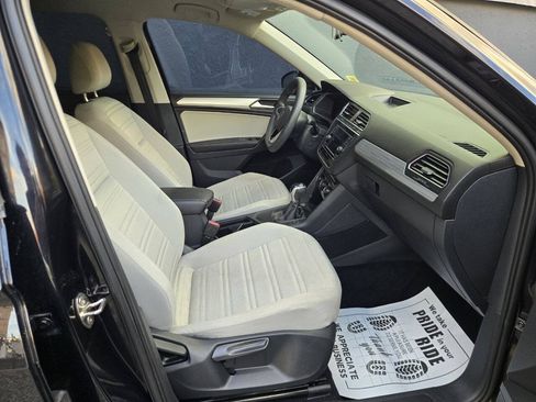 Used 2022 Volkswagen Tiguan S FWD image 14