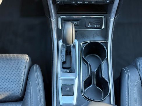 Used 2022 Subaru Ascent Limited w/ Technology Package image 30