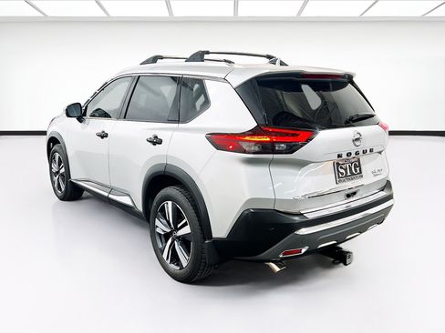 Used 2021 Nissan Rogue SL w/ Premium Package AWD/4WD image 6