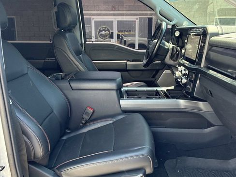 Used 2023 Ford F250 Lariat w/ Lariat Ultimate Package AWD/4WD image 29