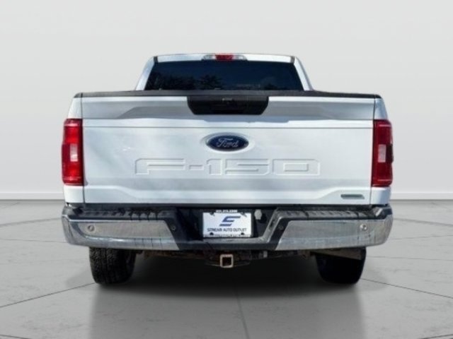 Used 2023 Ford F150 XLT AWD/4WD image 4