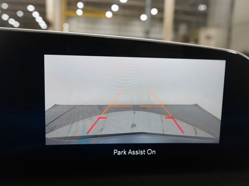 Used 2024 Cadillac XT4 Sport image 30