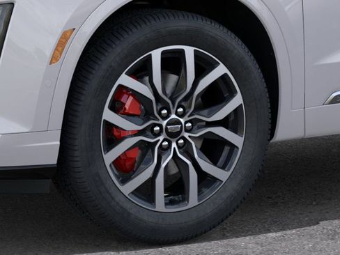 New 2025 Cadillac XT6 Sport w/ Technology Package image 9