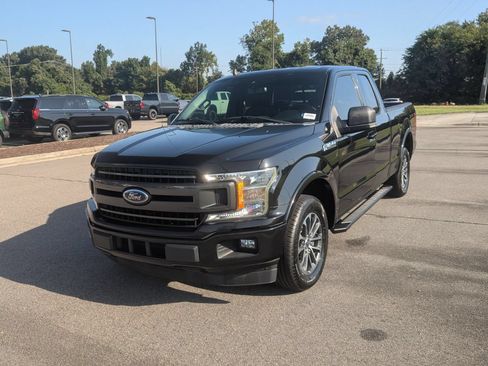 Used 2019 Ford F150 XLT w/ Equipment Group 302A Luxury RWD image 7