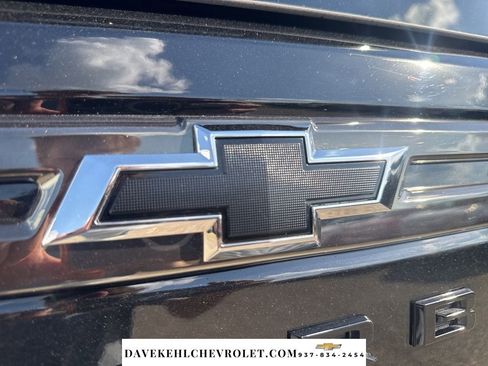 Used 2021 Chevrolet Suburban RST AWD/4WD image 65