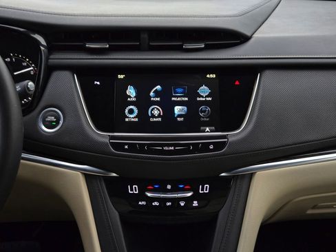 Used 2017 Cadillac XT5 FWD w/ LPO, Wheel Lock Package image 15