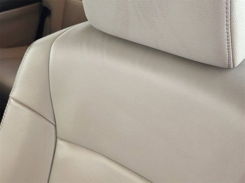 Certified 2020 Honda Pilot Touring image 14