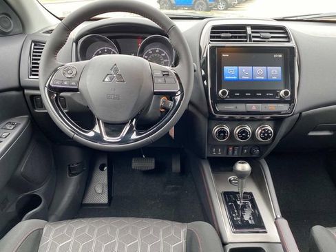 New 2025 Mitsubishi Outlander Sport LE image 8