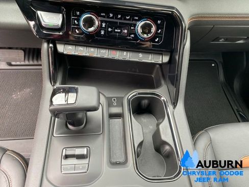 Used 2025 GMC Sierra 1500 AT4 AWD/4WD image 45