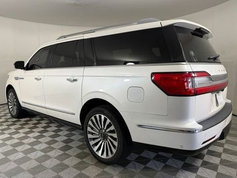 Used 2018 Lincoln Navigator L Reserve w/ Technology Package AWD/4WD image 6