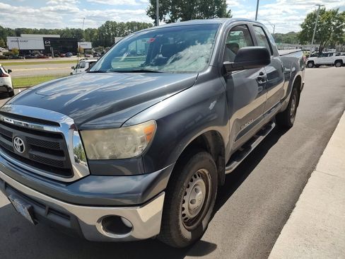 Used 2010 Toyota Tundra 4x4 Double Cab image 4