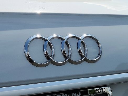 Used 2024 Audi Q5 2.0T Premium w/ Convenience Package AWD/4WD image 29