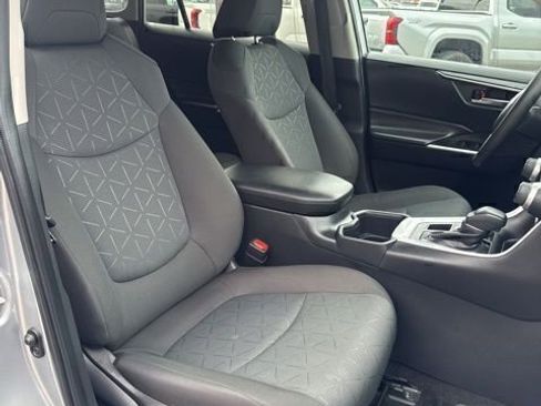 Used 2024 Toyota RAV4 XLE w/ Convenience Package image 12