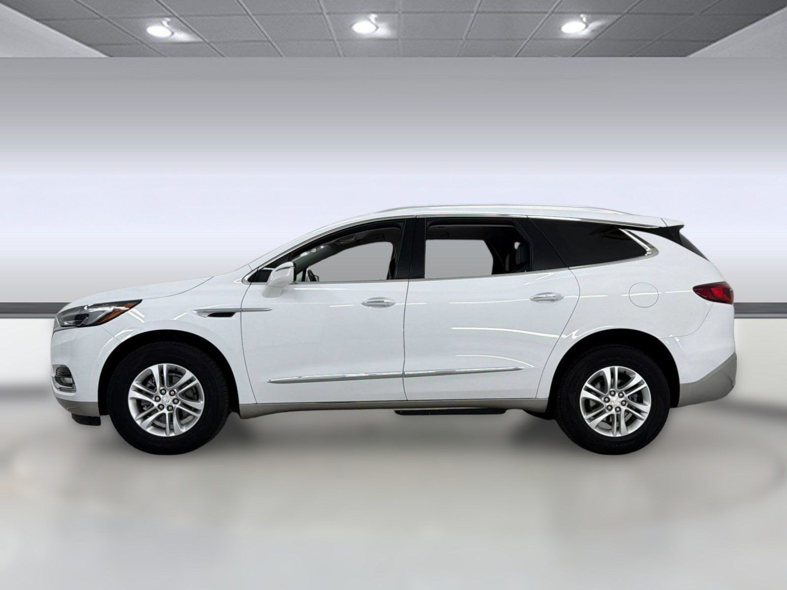 Used 2021 Buick Enclave Essence AWD/4WD image 2