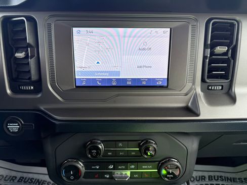 Used 2022 Ford Bronco Outer Banks AWD/4WD image 24