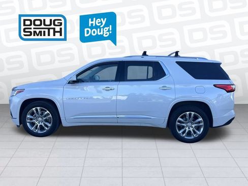 Used 2021 Chevrolet Traverse High Country AWD/4WD image 3