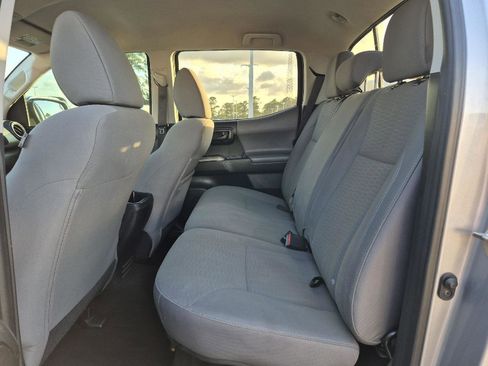 Used 2019 Toyota Tacoma SR5 image 8