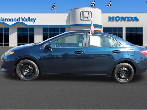 Used 2017 Toyota Corolla LE w/ Carpet Mat Package (TMS) FWD image 9