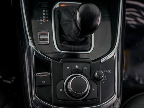 Used 2019 MAZDA CX-9 Touring image 18