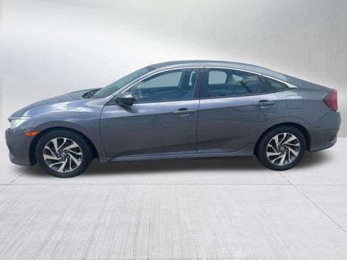 Used 2016 Honda Civic EX image 4