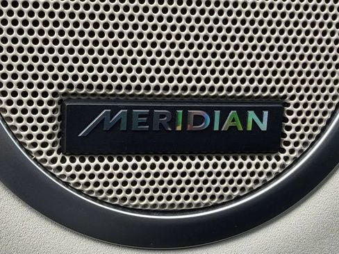 Used 2020 Land Rover Discovery Landmark AWD/4WD image 20