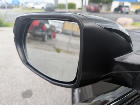 Used 2022 Honda CR-V EX-L image 17